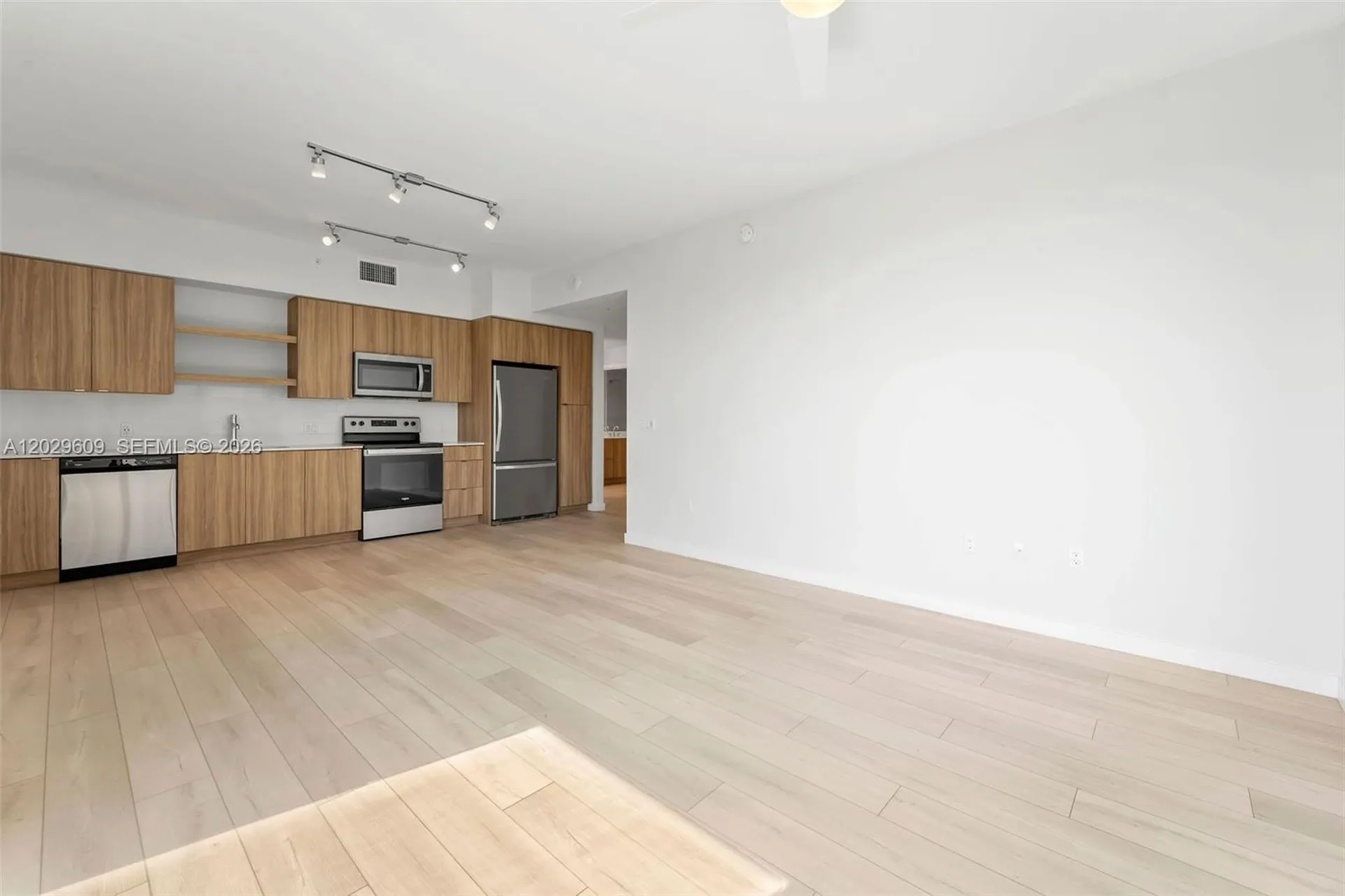 555 NE 8th Street Fort Lauderdale FL 33304
