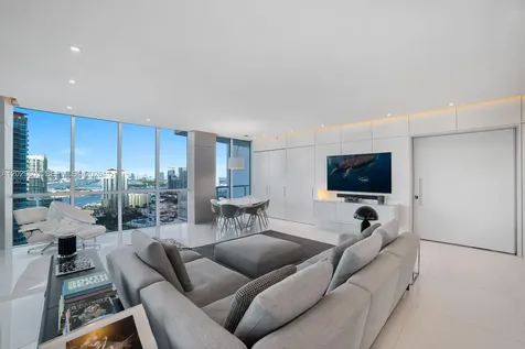 50 S Pointe Drive Miami Beach FL 33139