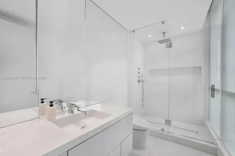 50 S Pointe Drive Miami Beach FL 33139