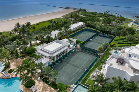 50 S Pointe Drive Miami Beach FL 33139