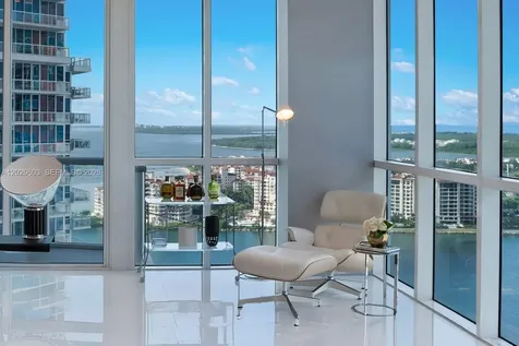 50 S Pointe Drive Miami Beach FL 33139