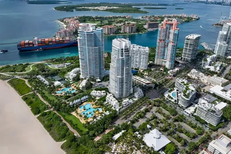 50 S Pointe Drive Miami Beach FL 33139