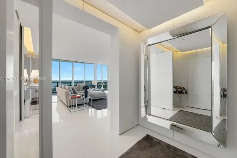 50 S Pointe Drive Miami Beach FL 33139