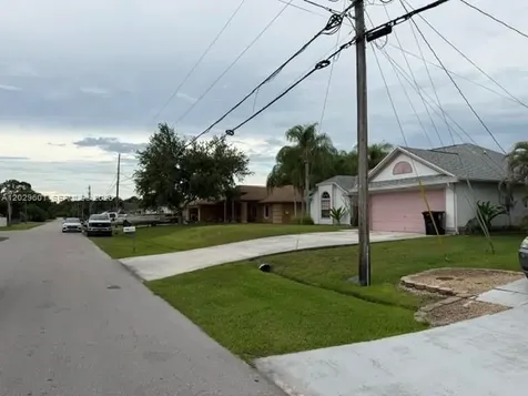 3584 SW Zullo Street Port St. Lucie FL 34953