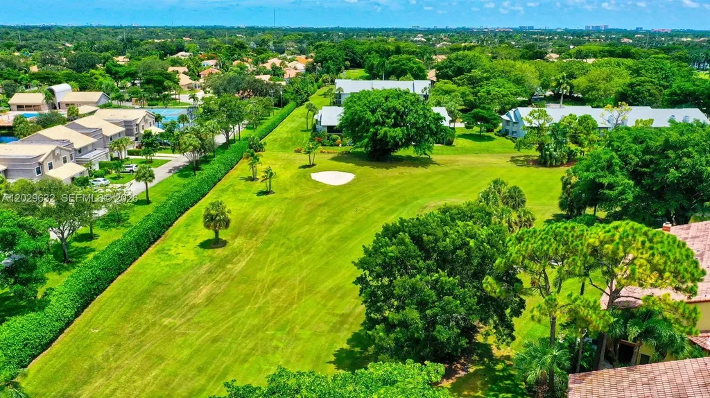 5375 10th Fairway Drive Delray Beach FL 33484