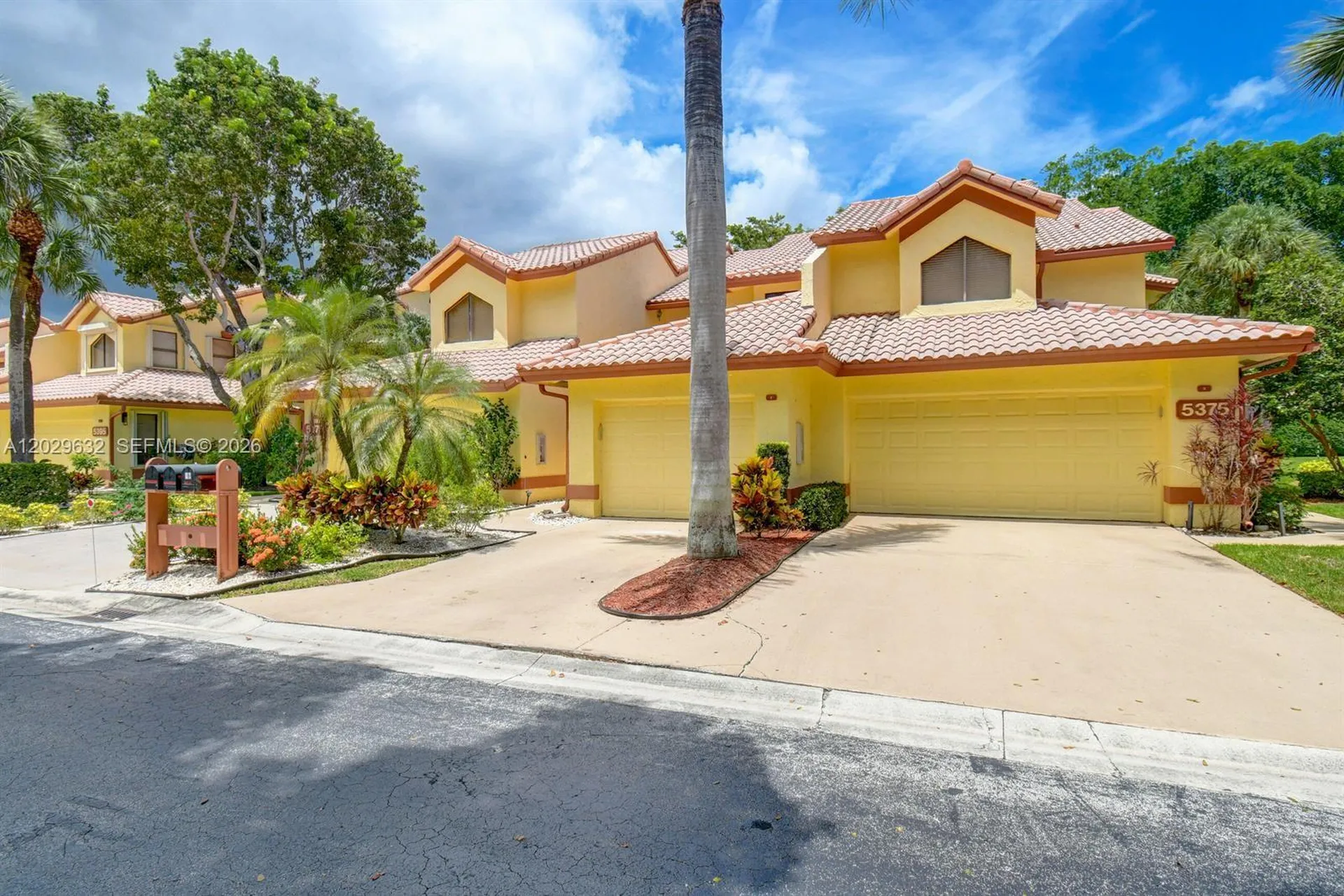 5375 10th Fairway Drive Delray Beach FL 33484