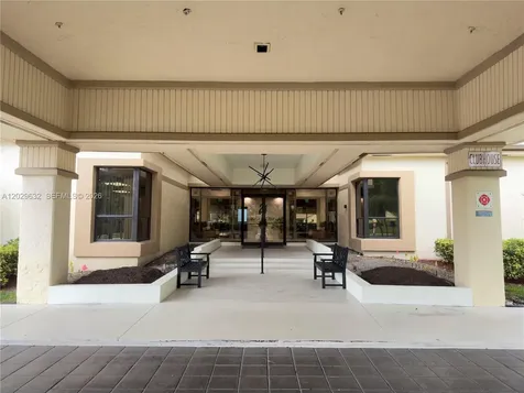 5375 10th Fairway Drive Delray Beach FL 33484
