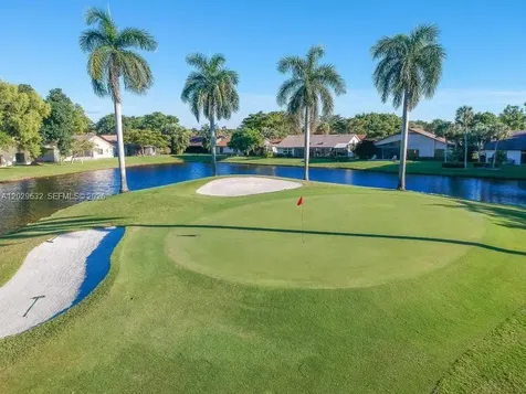 5375 10th Fairway Drive Delray Beach FL 33484