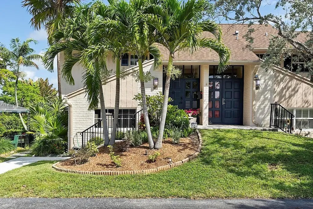661 Kensington Place Wilton Manors FL 33305