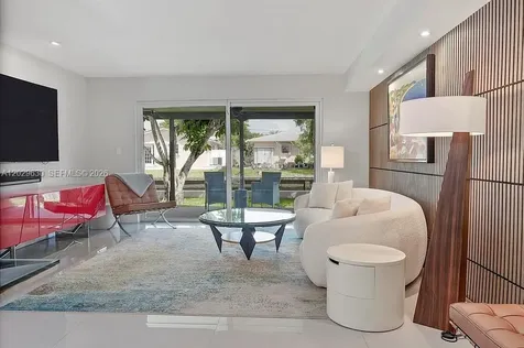 661 Kensington Place Wilton Manors FL 33305