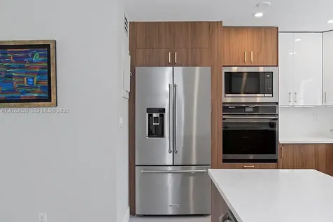 661 Kensington Place Wilton Manors FL 33305