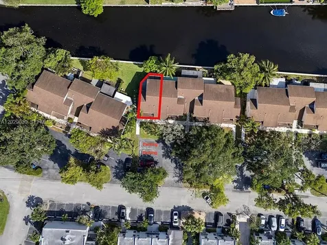 661 Kensington Place Wilton Manors FL 33305