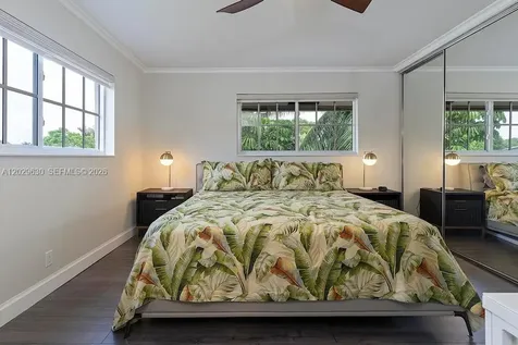 661 Kensington Place Wilton Manors FL 33305