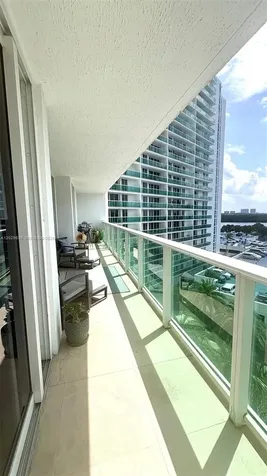 100 Bayview Drive Sunny Isles Beach FL 33160