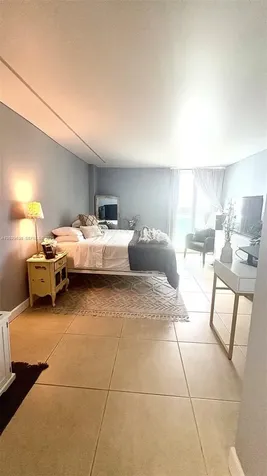 100 Bayview Drive Sunny Isles Beach FL 33160