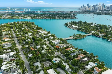 455 W Dilido Drive Miami Beach FL 33139