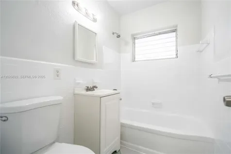 7640 Carlyle Avenue Miami Beach FL 33141