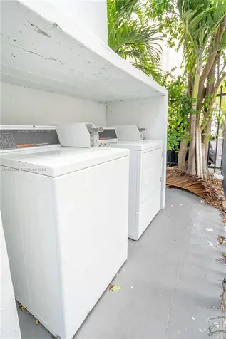 7640 Carlyle Avenue Miami Beach FL 33141