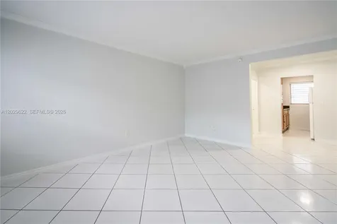 7640 Carlyle Avenue Miami Beach FL 33141