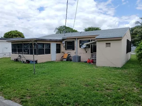 3020 NW 152nd Terrace Miami Gardens FL 33054