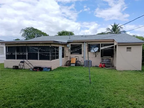 3020 NW 152nd Terrace Miami Gardens FL 33054