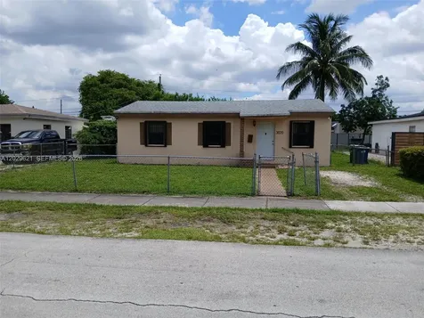 3020 NW 152nd Terrace Miami Gardens FL 33054