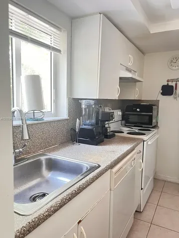 2475 NW 16 Street Road Miami FL 33125
