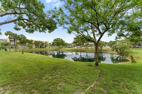 3141 NW 47th Terrace Lauderdale Lakes FL 33319