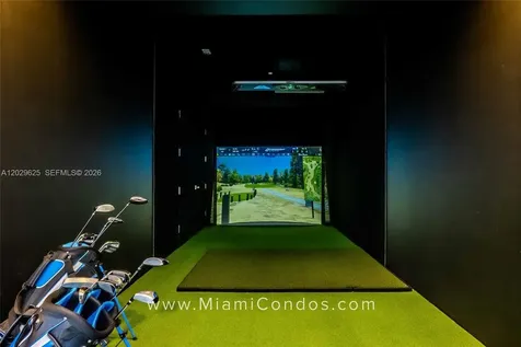 851 NE 1st Avenue Miami FL 33132