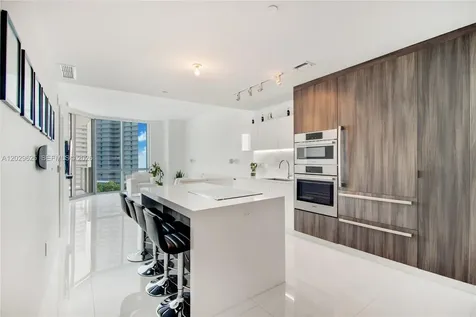 851 NE 1st Avenue Miami FL 33132