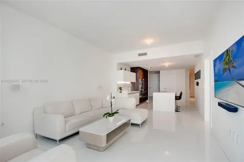 851 NE 1st Avenue Miami FL 33132