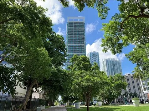 55 SE 6th Street Miami FL 33131