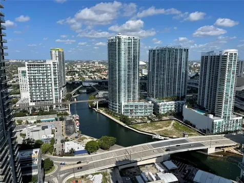 55 SE 6th Street Miami FL 33131