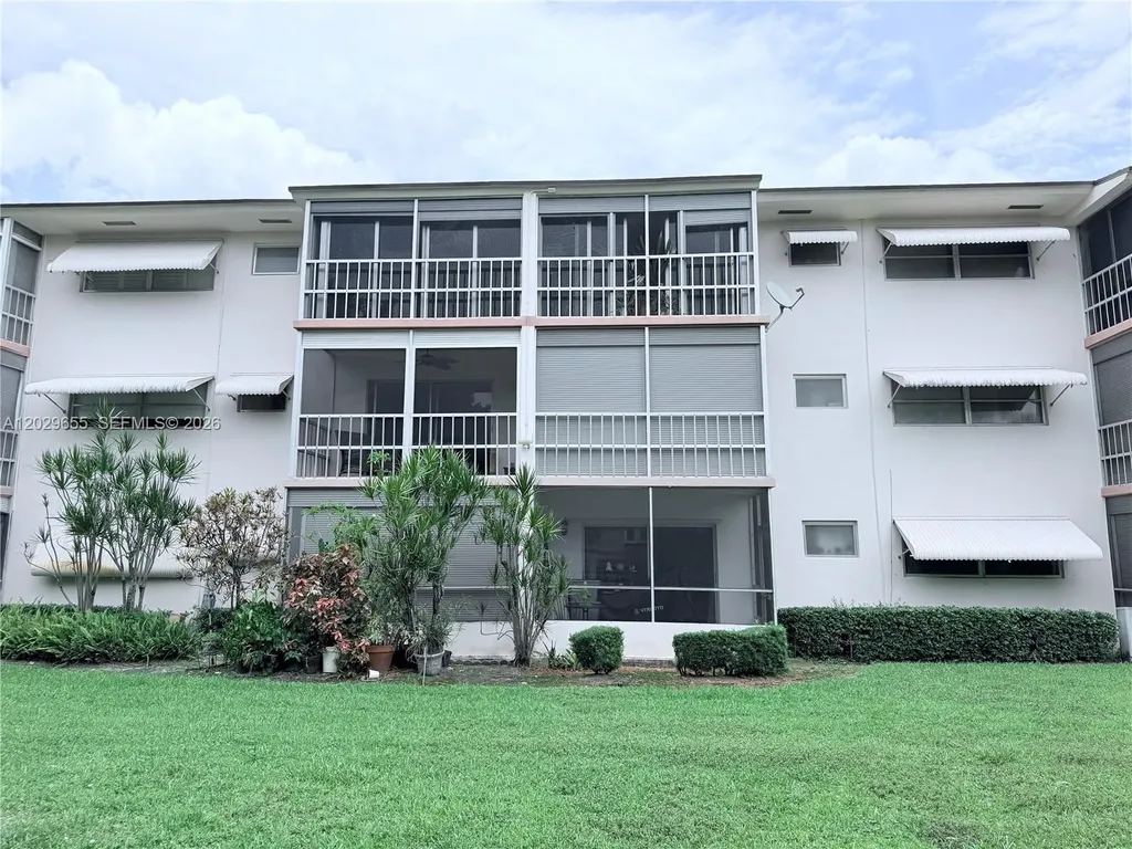 1100 Hillcrest Court Hollywood FL 33021