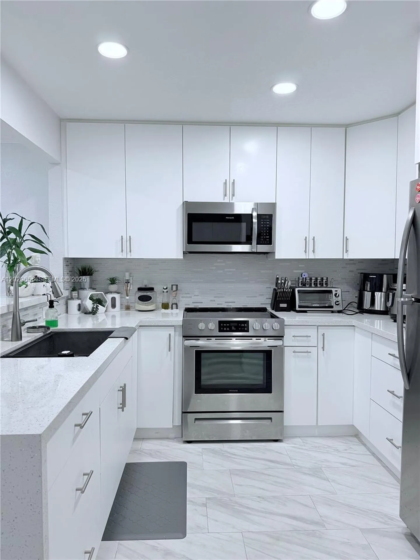 1100 Hillcrest Court Hollywood FL 33021