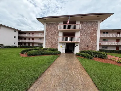 1100 Hillcrest Court Hollywood FL 33021