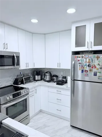 1100 Hillcrest Court Hollywood FL 33021