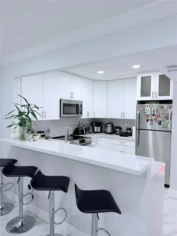 1100 Hillcrest Court Hollywood FL 33021