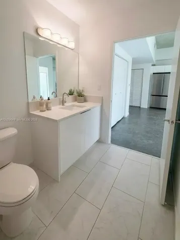 133 NE 2nd Avenue Miami FL 33132