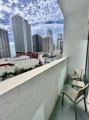 133 NE 2nd Avenue Miami FL 33132