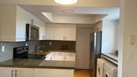 8775 Park Boulevard Miami FL 33172