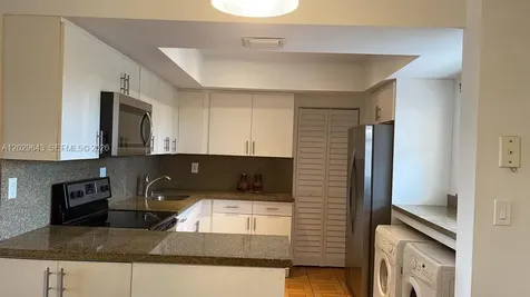 8775 Park Boulevard Miami FL 33172