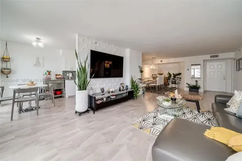 1201 S Ocean Drive Hollywood FL 33019