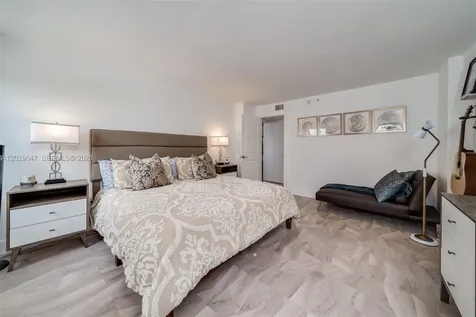 1201 S Ocean Drive Hollywood FL 33019
