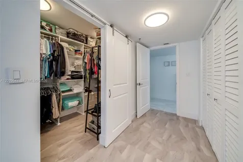1201 S Ocean Drive Hollywood FL 33019