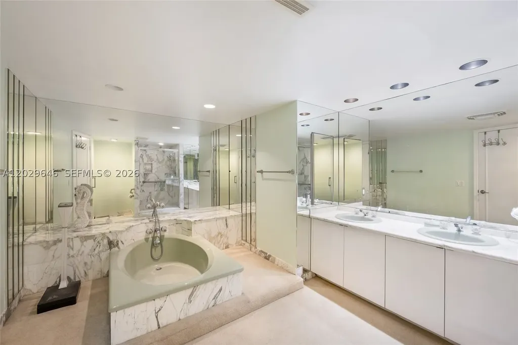 2200 S Ocean Lane Fort Lauderdale FL 33316