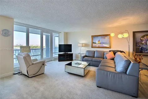 2200 S Ocean Lane Fort Lauderdale FL 33316