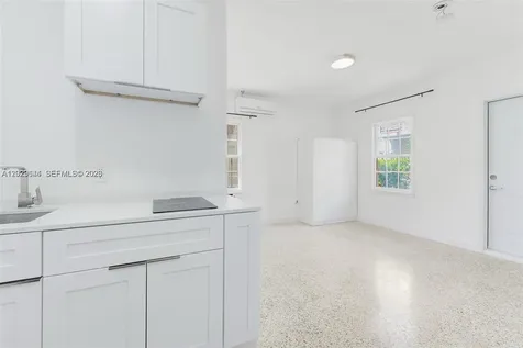 415 75th Street Miami Beach FL 33141