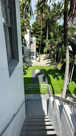 415 75th Street Miami Beach FL 33141