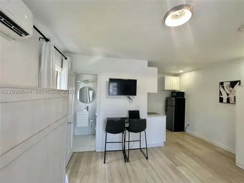 415 75th Street Miami Beach FL 33141